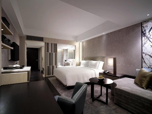 New World Makati Hotel image 47